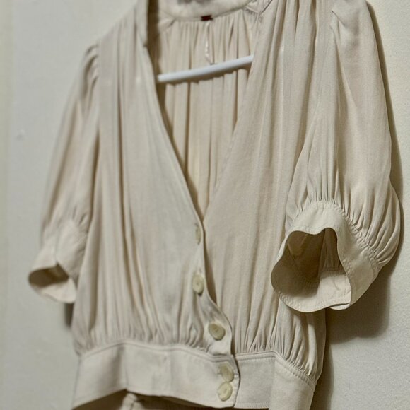 Free People Adorable White Silk Blouse Romantic Style size XS - Picture 2 of 11